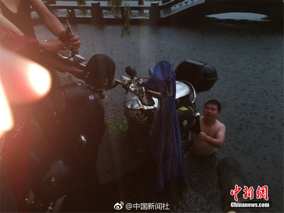 使命召唤17多少血