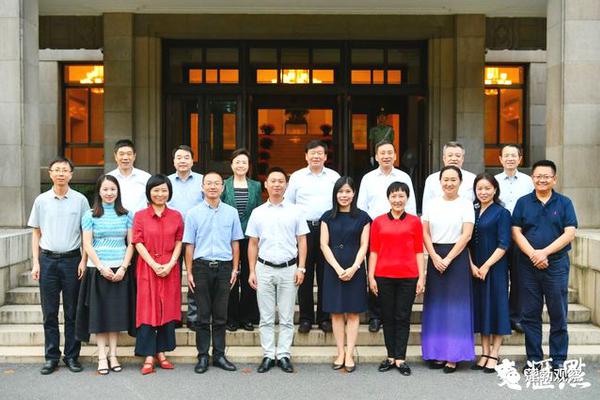 帝国时代4呜噜噜手气成就怎么做 
